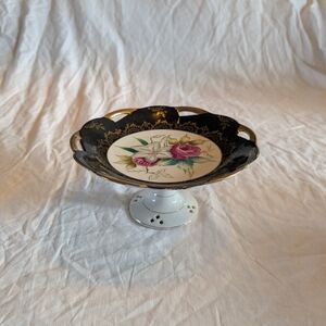 2/30$ Elegant Black and Gold Floral Cake Stand